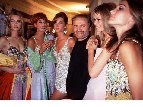 Gianni Versace: 20 anni fa la tragica fine del grande stilista 